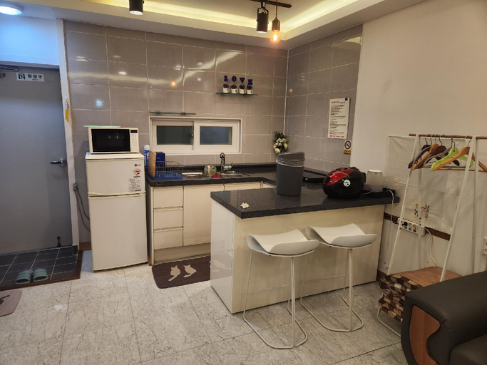 Shared kitchen, Daon Pension, Tongyeong
