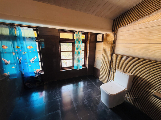 Bathroom 3, Candolim Sands, North Goa