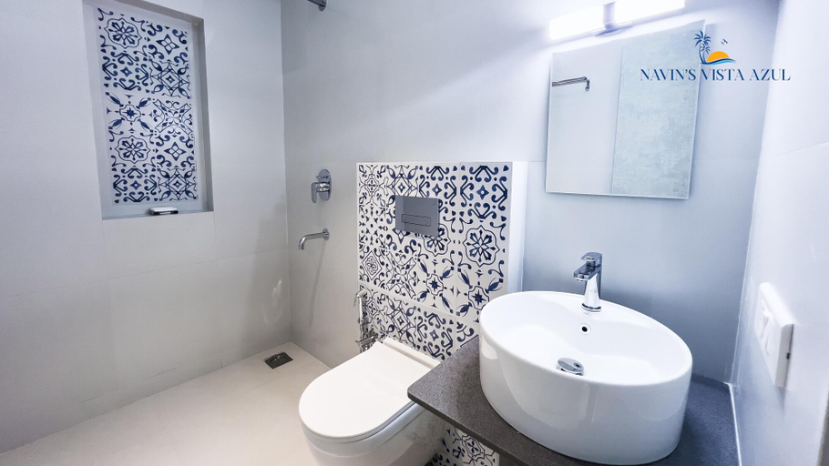 Bathroom, Navin S Vista Azul, South Goa