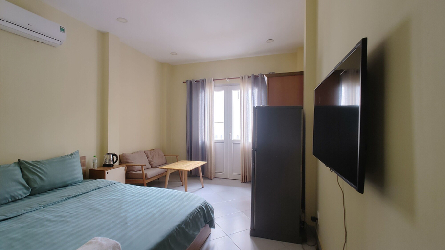 Room 2, D Home 2, District 1