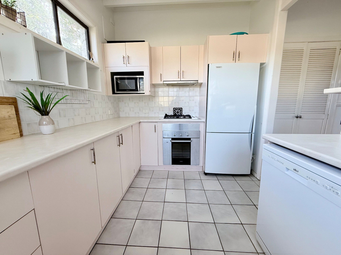 Private kitchen 2, Korora Court by Charlesworth, Coffs Harbour - Pt A