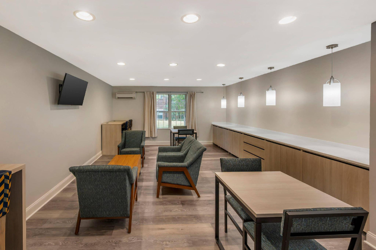 Others 4, MainStay Suites Sterling near Dulles Town Center, Loudoun