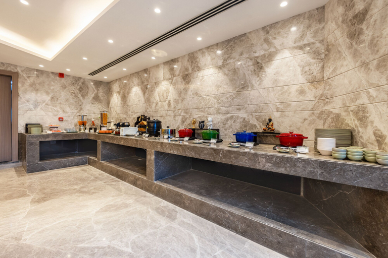 Breakfast area 4, Saltstayz Premier - Manesar & Sector 86, Gurgaon