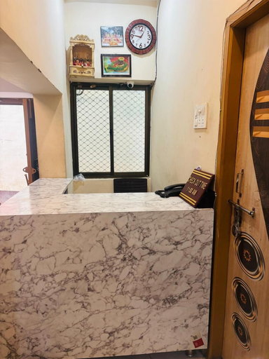 Reception, Maa Vaishnavi guest house, Varanasi