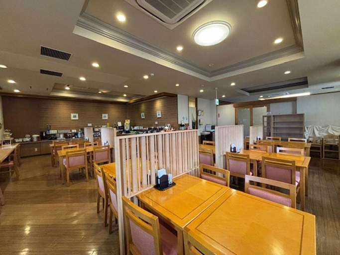 Food & Drinks 5, Hotel Route-Inn Tsuruoka Inter, Tsuruoka