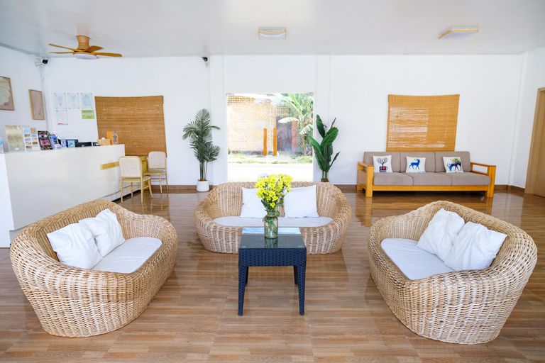 Public Area 3, Seapearl of Alona, Panglao