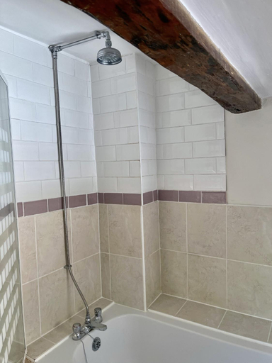 Bathroom 3, Carrow Cottage, Shropshire