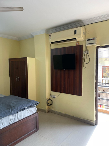 Room 3, Nandini Guest House, Ranga Reddy