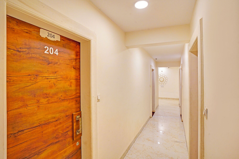 Lobby 2, Fabhotel New Krishna Palace, Indore