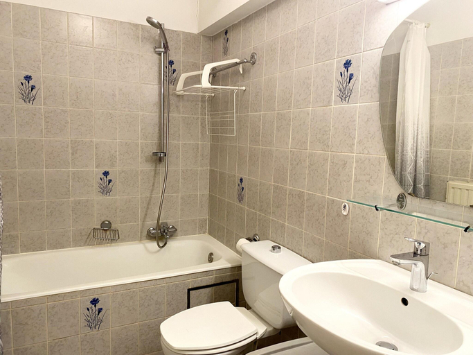 Bathroom, Apartment in Nieuwpoort by the Beach, West-Vlaanderen