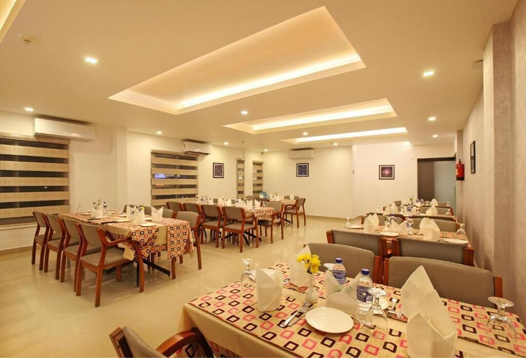 Food & Drinks 5, Park Residency Kuttiyadi, Kozhikode