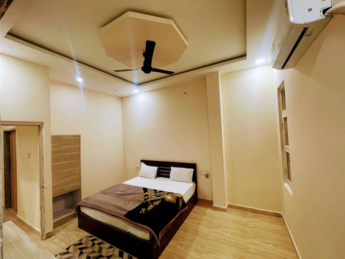 Room 4, Sunrise Hotel & Restaurant, Sikar