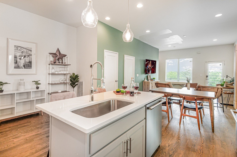 Interior 2, Limbo - In Cumberland Heights - Mins to Germantown, Davidson
