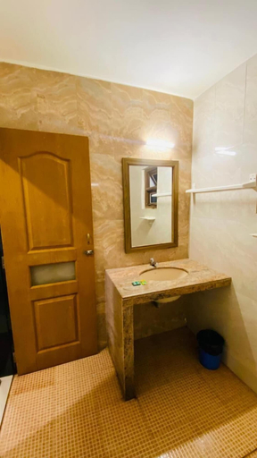 Bathroom 3, Ashvem Beach Inn, North Goa