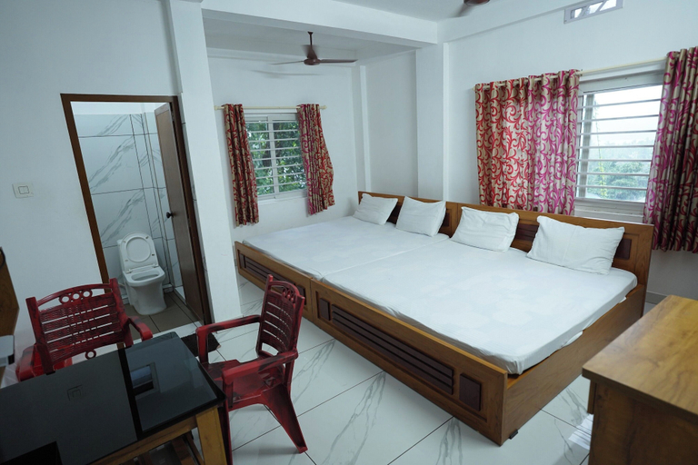 Room 3, Parassini Tourist Home, Kannur