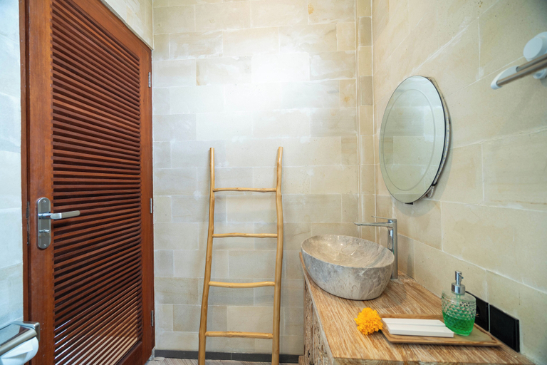 Bathroom 5, Armonia Private Villa Ubud, Gianyar