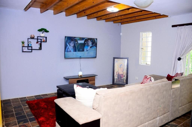 Bedroom 4, Novus Guest House, City of Tshwane