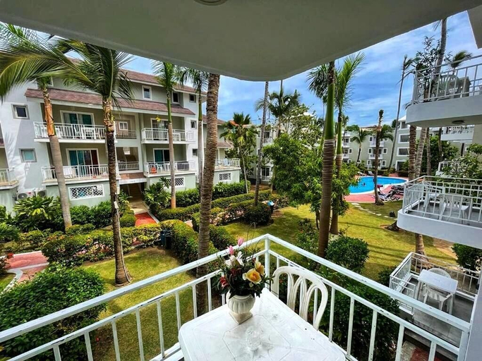 Balcony 3, Sol Caribe Primavera Pool, Salvaleon de Higuey