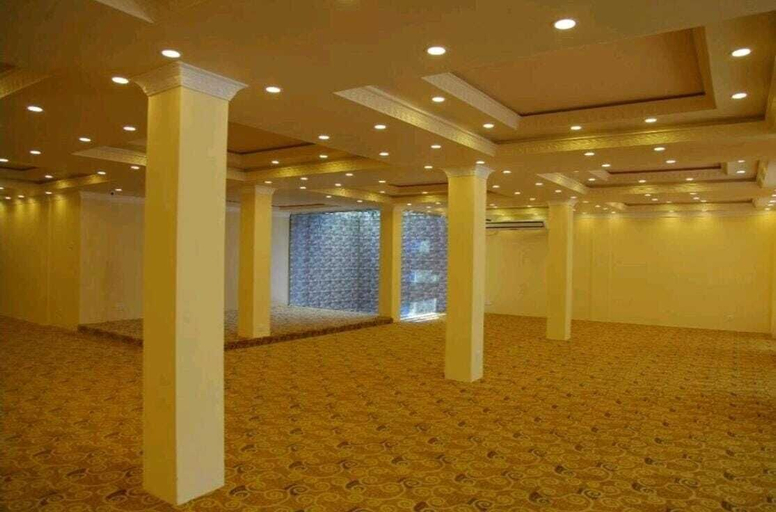 Reception 5, Nathaliya Transit hotel CMB, Katana