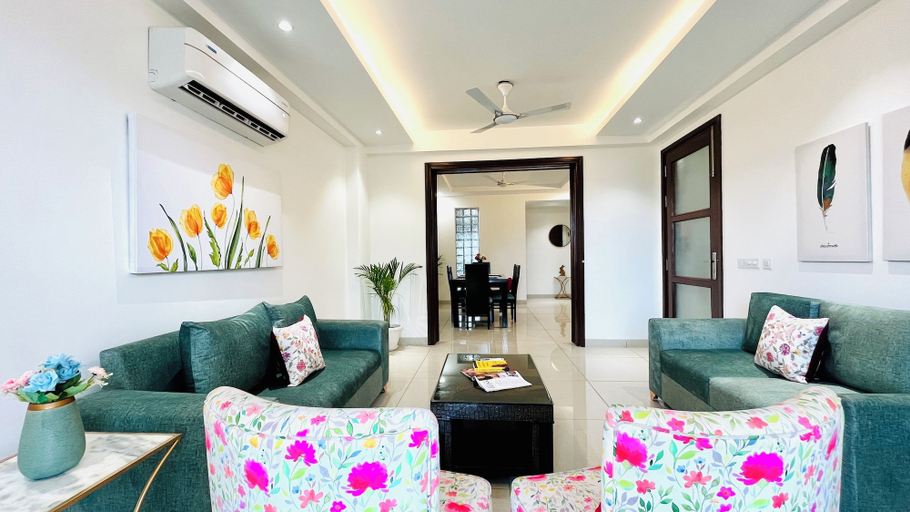 Room 2, Ivory Luxury Apartments in Gurgaon, Gurgaon