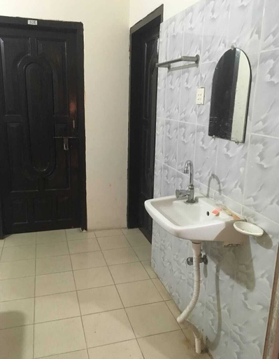 Bathroom 3, Haor Bilash Guest House, Sun Amgonj