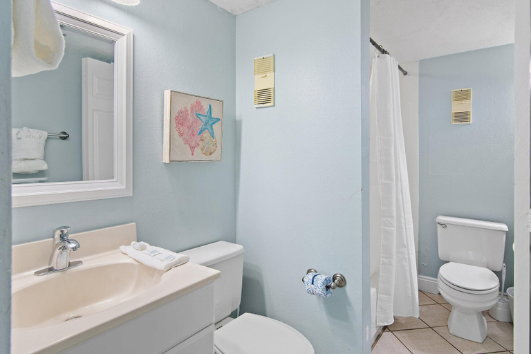 Bathroom 4, Sundestin 1403, Okaloosa