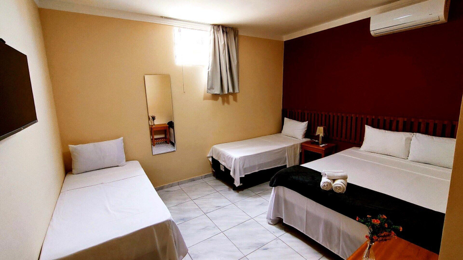 Bedroom 2, Tanan Hostel, São Luis