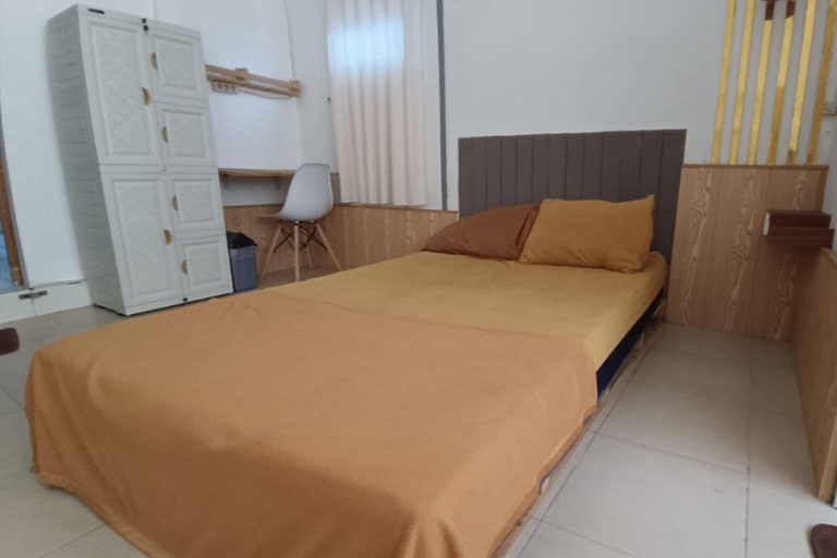Room 2, Hotel O Seven Secrets Syariah, Sleman