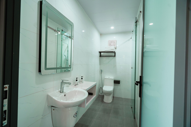 Bathroom 5, Hoang Thien Homestay & Sport, Bảo Lộc