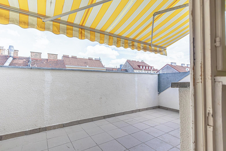 Exterior, Stylish 3BR Apt With Balcony City Center, Wien