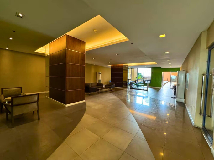 Lobby sitting area, Seaside Escape in Front of US Embassy, Manila City