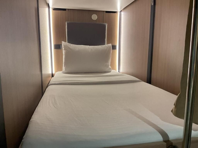 Room 4, Sakura Capsule Hotel Cebu, Lapu-Lapu City