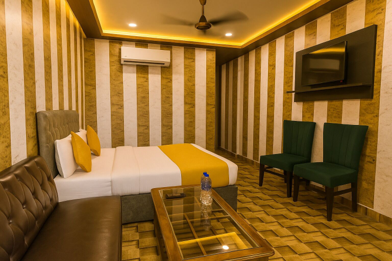Room 4, Comfort Stay - Near Lulu Mall, Lucknow
