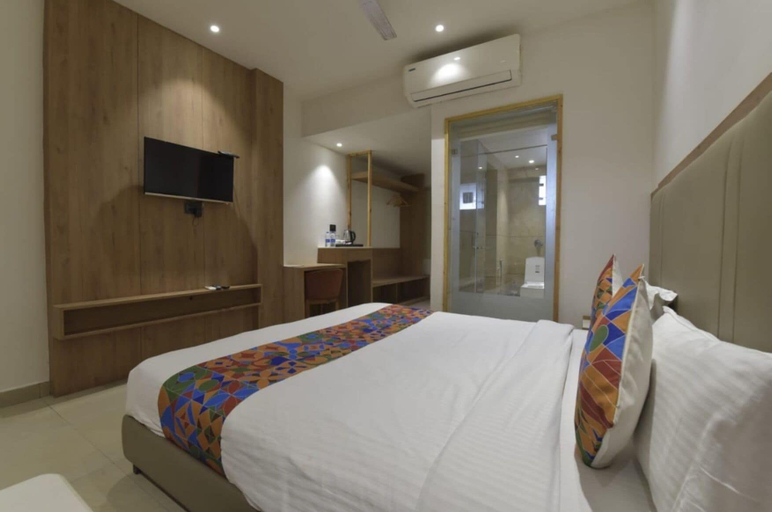 Bedroom 2, Hotel Surya Jabalpur, Jabalpur
