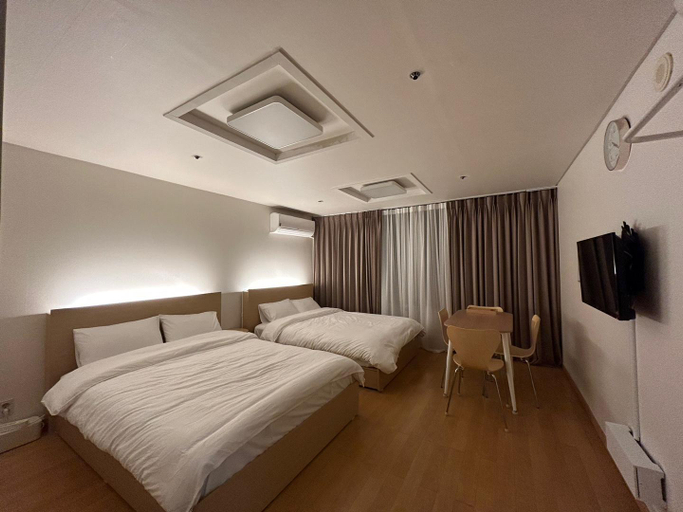 Bedroom 4, LazyAnn Stay in Hongdae, Mapo