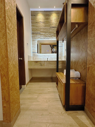 Bathroom 4, Bukit Langit Campventure, Banyuwangi