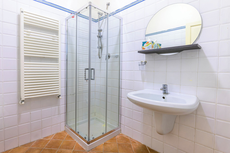 Bathroom 5, Il Chiostro di San Domenico, Perugia