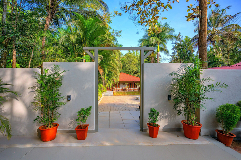 Front of property 1, Deepwoodz Homestay by Z Vacations, Chikmagalur