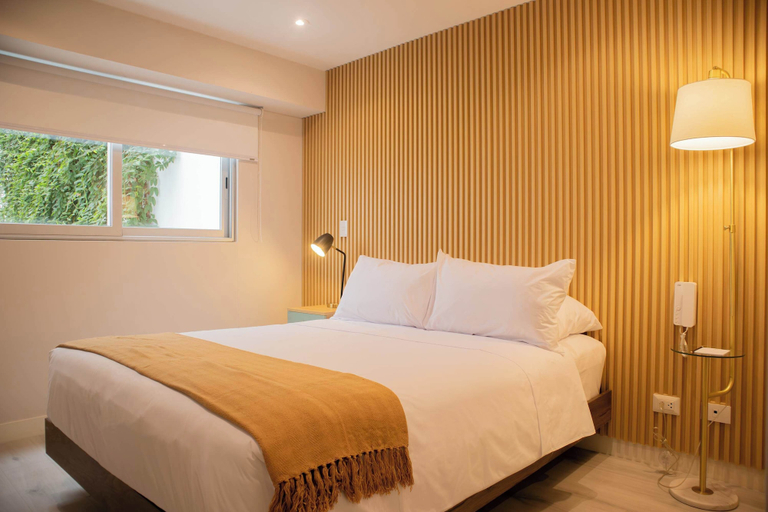 Room 4, w Bright 3BR w Balcony in Vibrant Miraflores, Lima