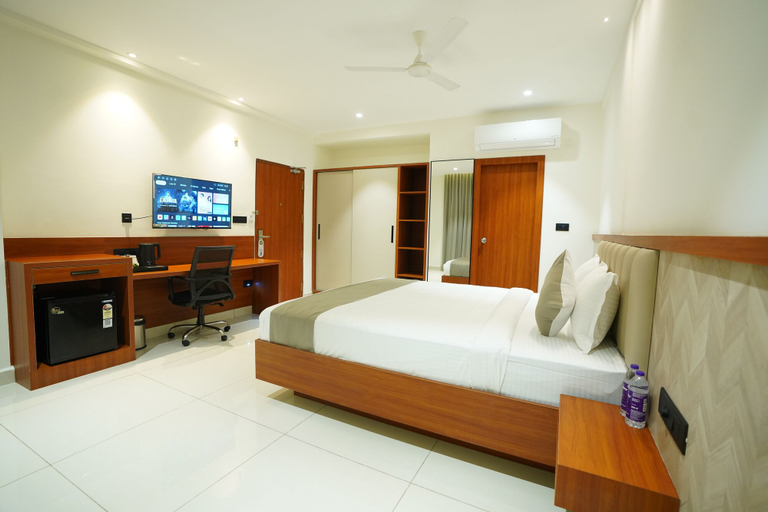 Bathroom 5, LEONAR HOTEL, Ranga Reddy