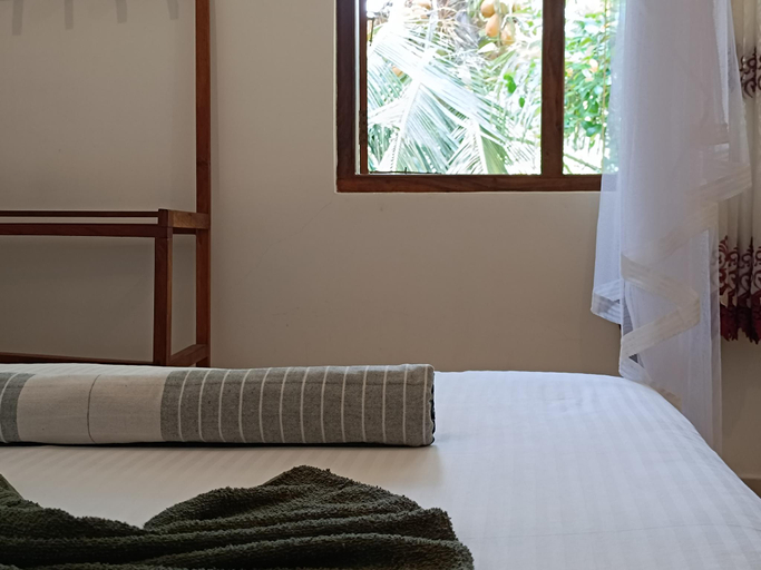 Bedroom 2, Villa Four Seasons - Mirissa ( 4 bed rooms Villa), Weligama