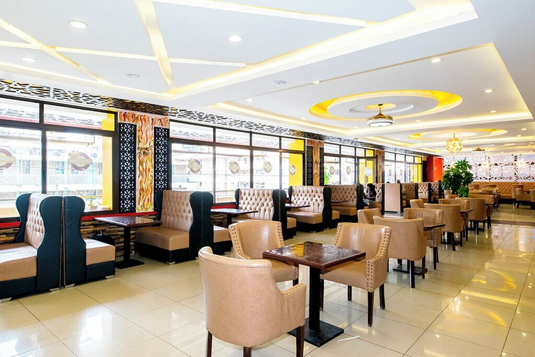 Restaurant 5, Nur Complex Hotel, Kamukunji
