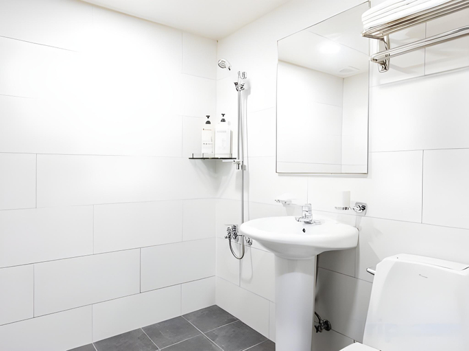 Bathroom 4, ILLUWA-M, Gandong