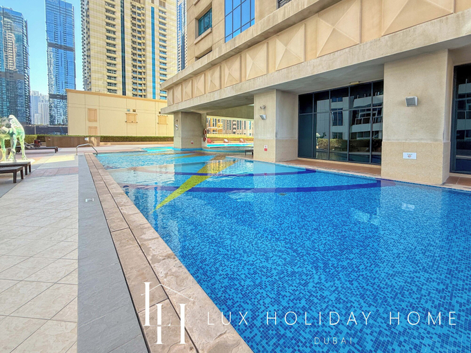 Pool 5, LUX The Al Seef Marina Suite 2, Dubai