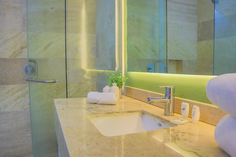 Bathroom, MyPlace Zocalo, Mexico City