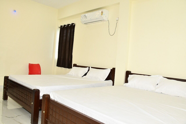 Room 4, SRI NAVANEETHA KRISHNA MAHAL & RESIDENCY, Theni