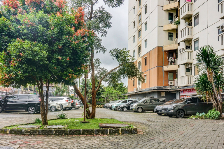 Exterior 4, Hotel O Apartement Cibubur Village kaisar property Lobby B, East Jakarta