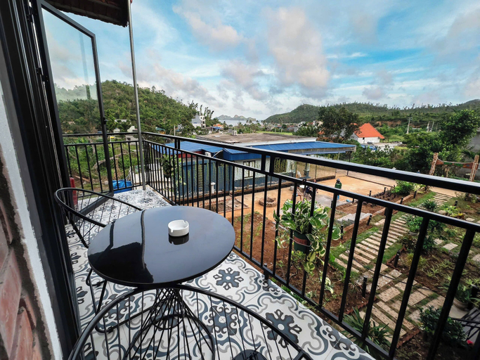 Terrace/patio 2, An Peaceful Homestay, Cát Hải