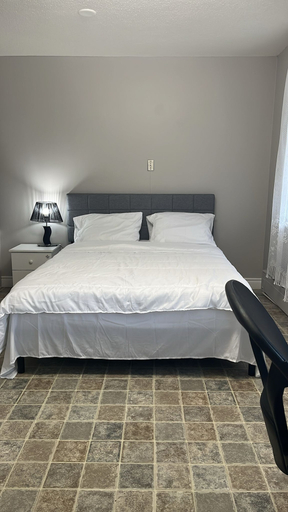 Room 4, Residance Notre-Dame, Restigouche