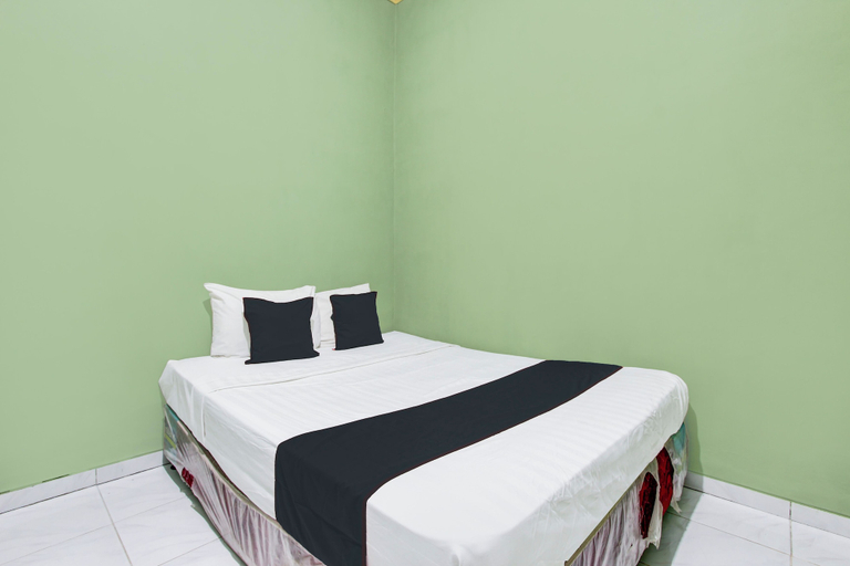 Room 5, Hotel O Green House, Gunung Kidul